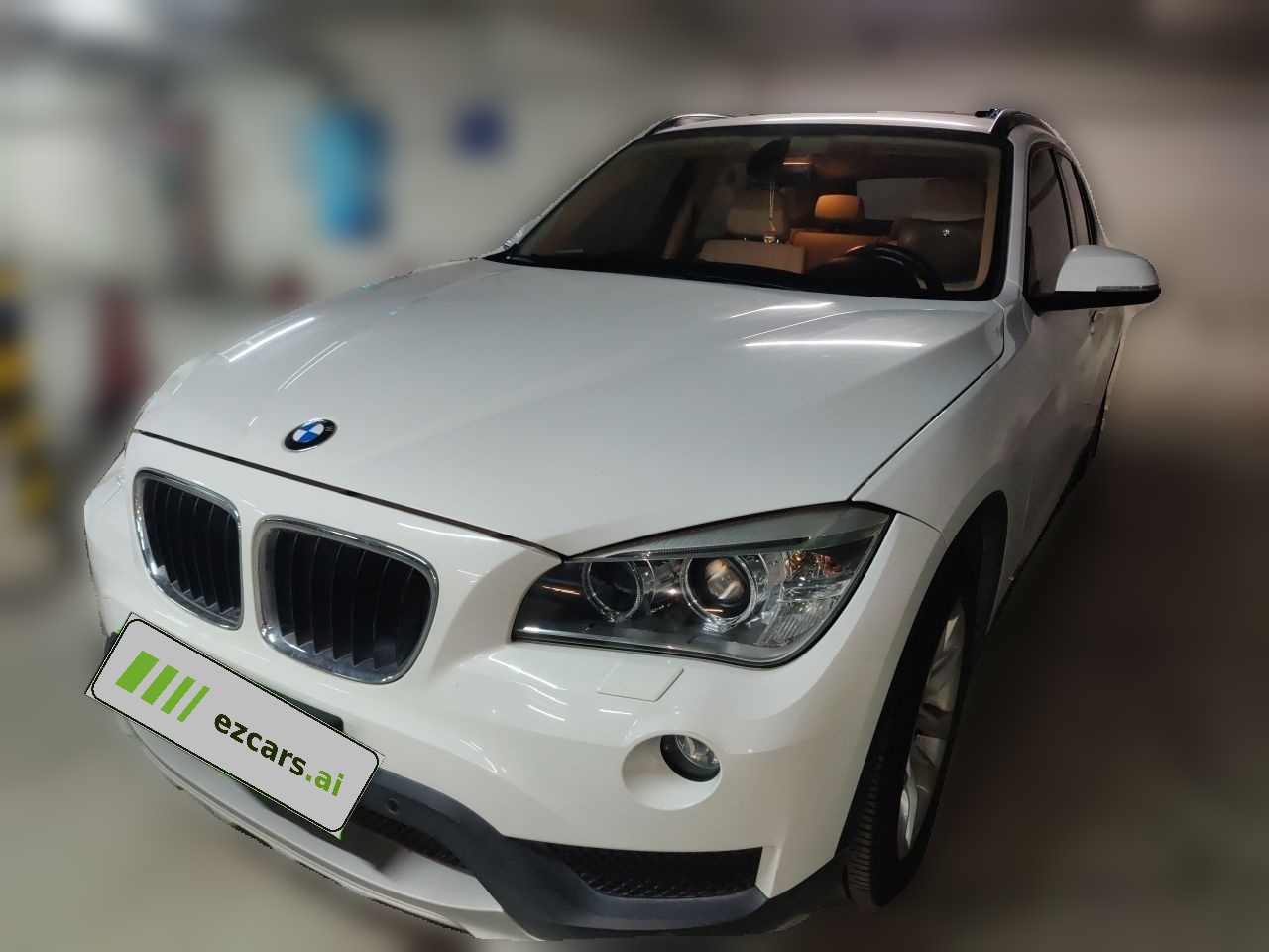 X1 2014 sDrive18i Leading