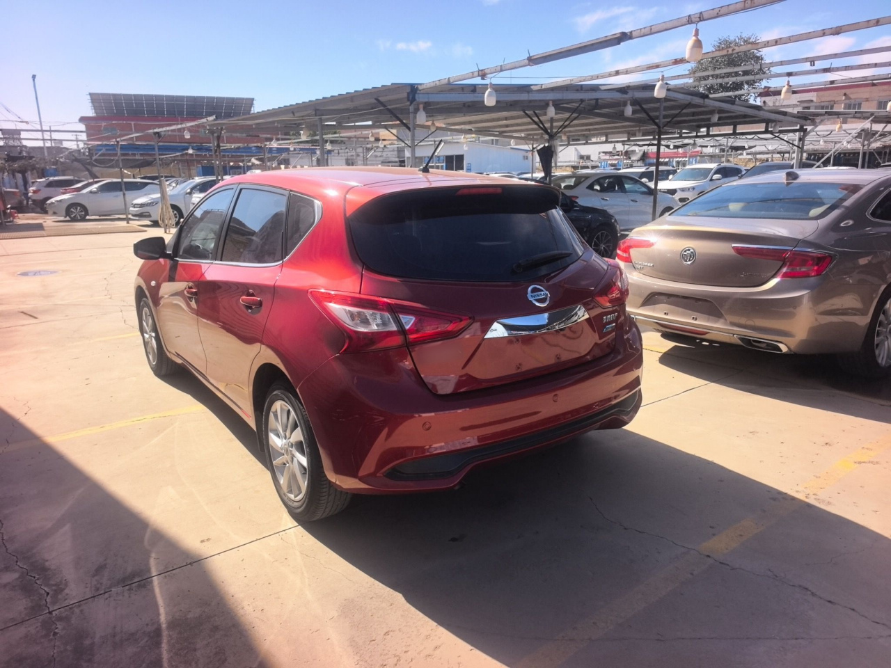 Tiida 2016 1.6L CVT photo 5