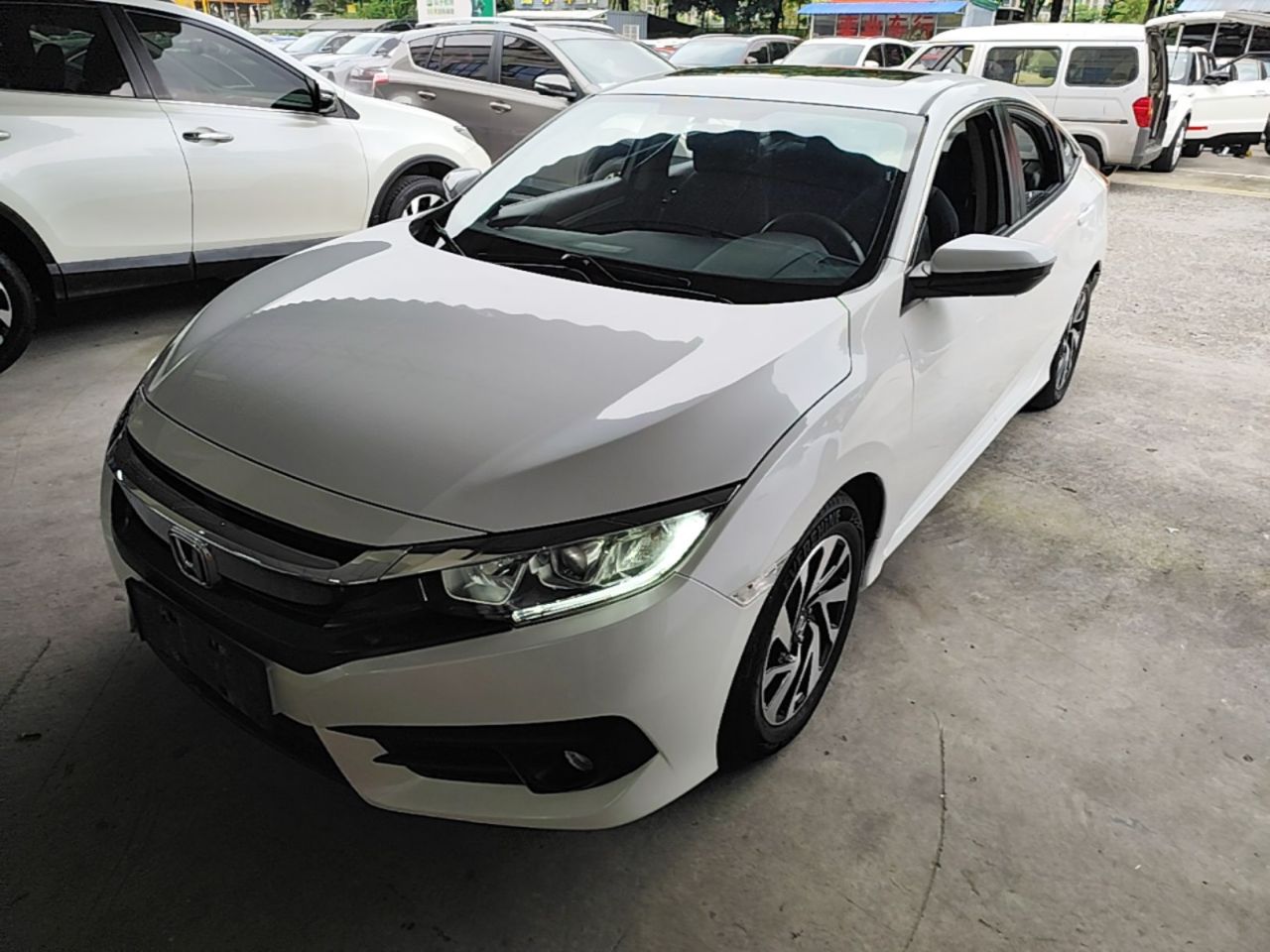 Civic 2016 220TURBO CVT Luxury