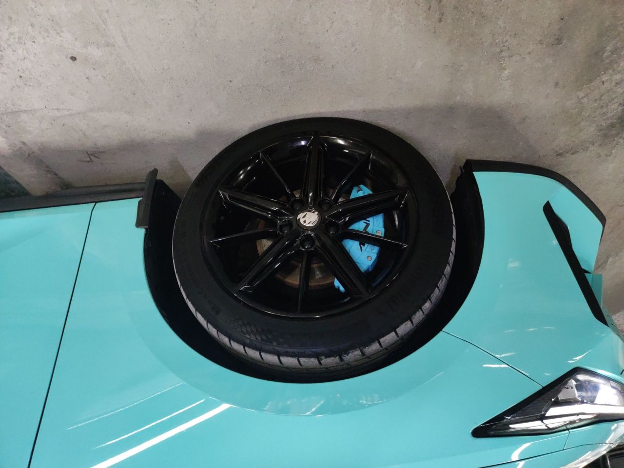 UNI-V 2022 1.5T Premium photo 3