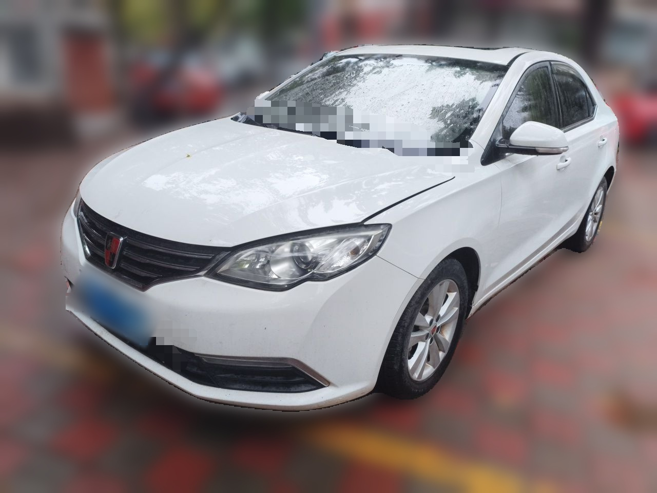 360 2015 1.5L MT Luxury