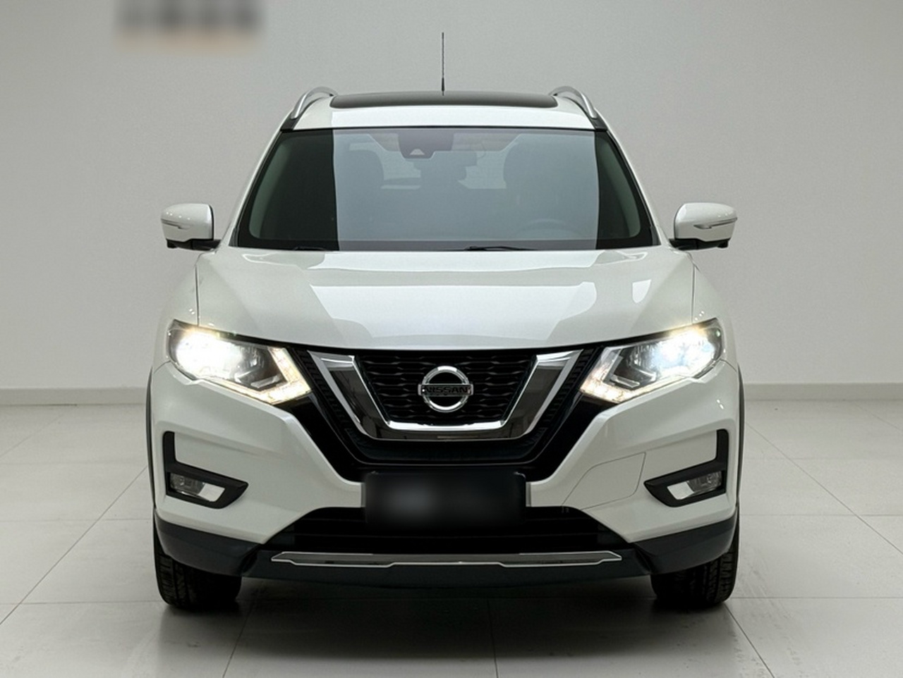X-Trail 2017 2.5L CVT Luxury 4WD photo 2