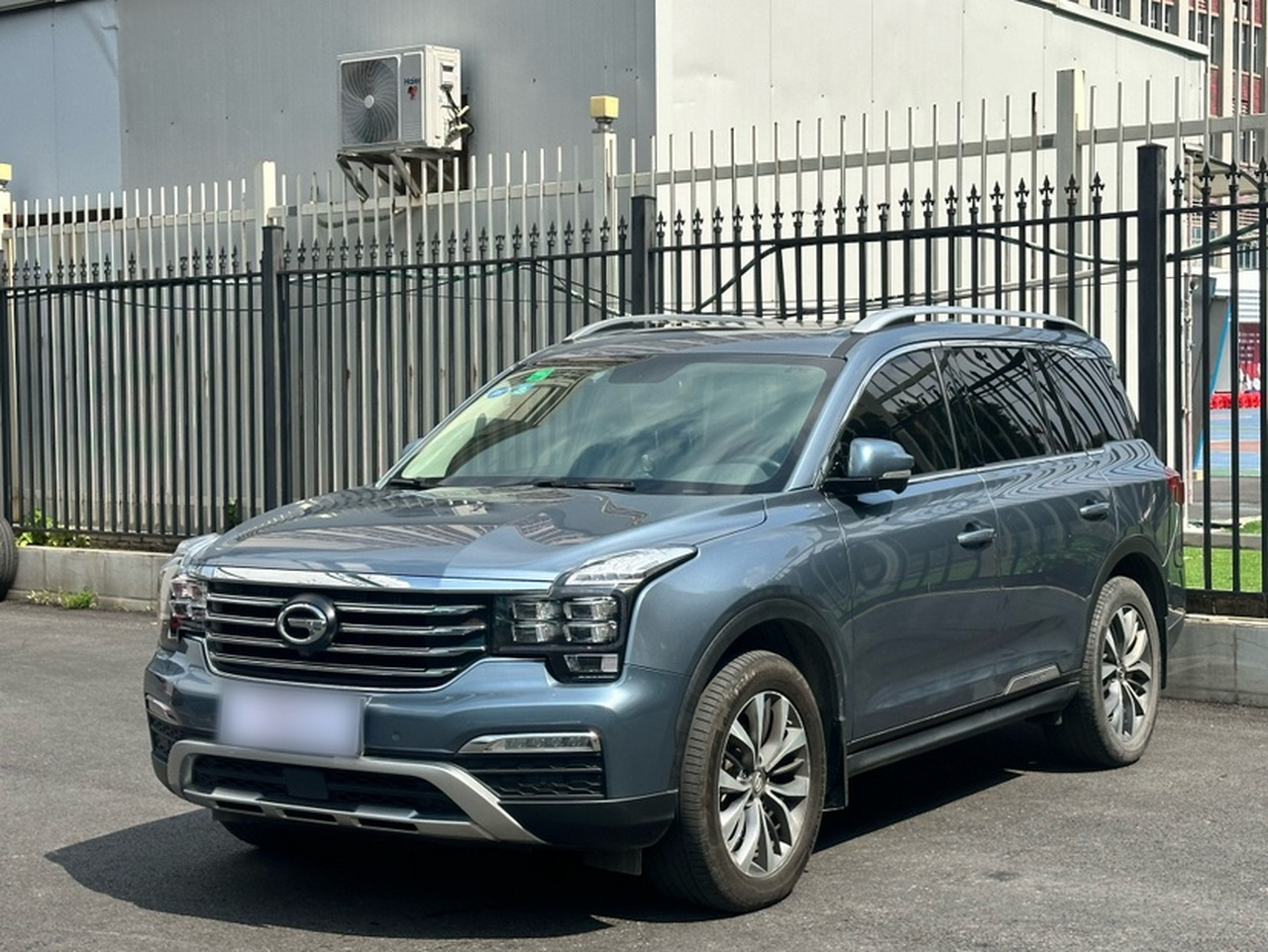 GAC Trumpchi GS8 2017 320T RWD Luxury Connected 7-Seater