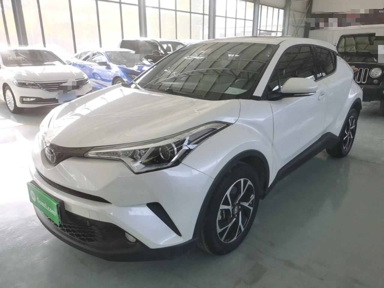 C-HR 2020 2.0L Leading