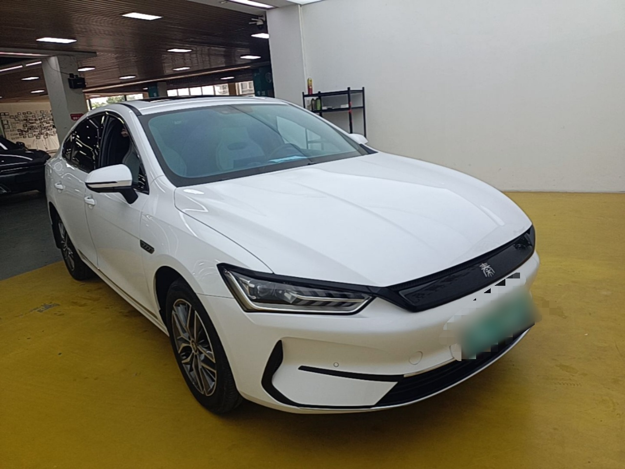 Qin PLUS 2023 Champion EV 420KM photo 3