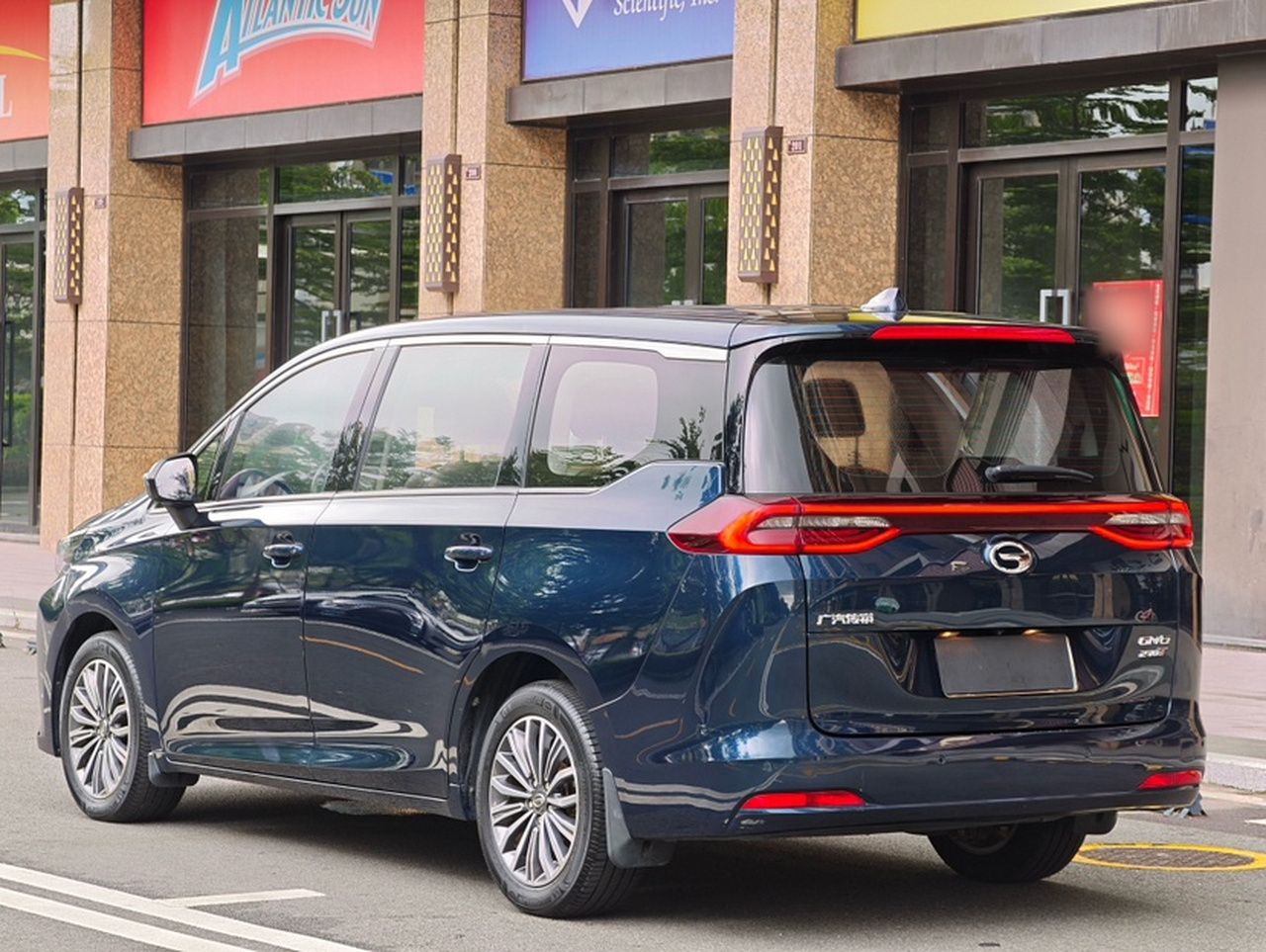 GAC Trumpchi M6 2019 270T DCT Exclusive 7-Seater China VI photo 2