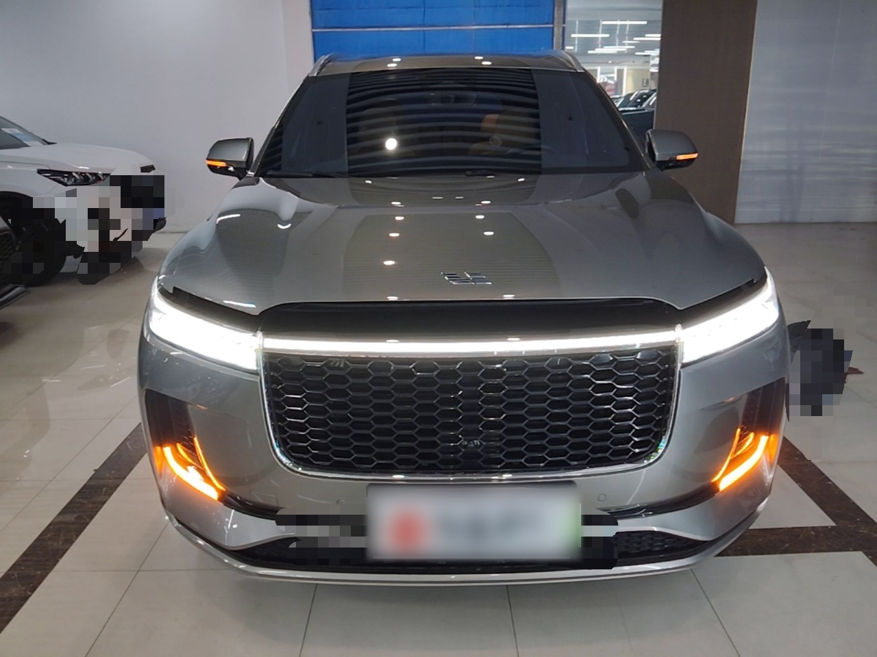 Li Auto ONE 2021 EREV 6-Seater photo 2