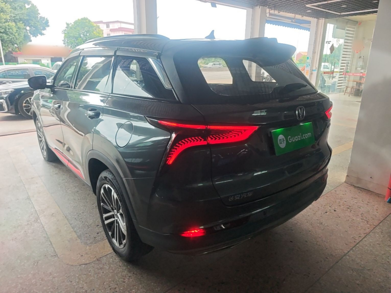 CS75 PLUS 2021 1.5T AT Luxury photo 4