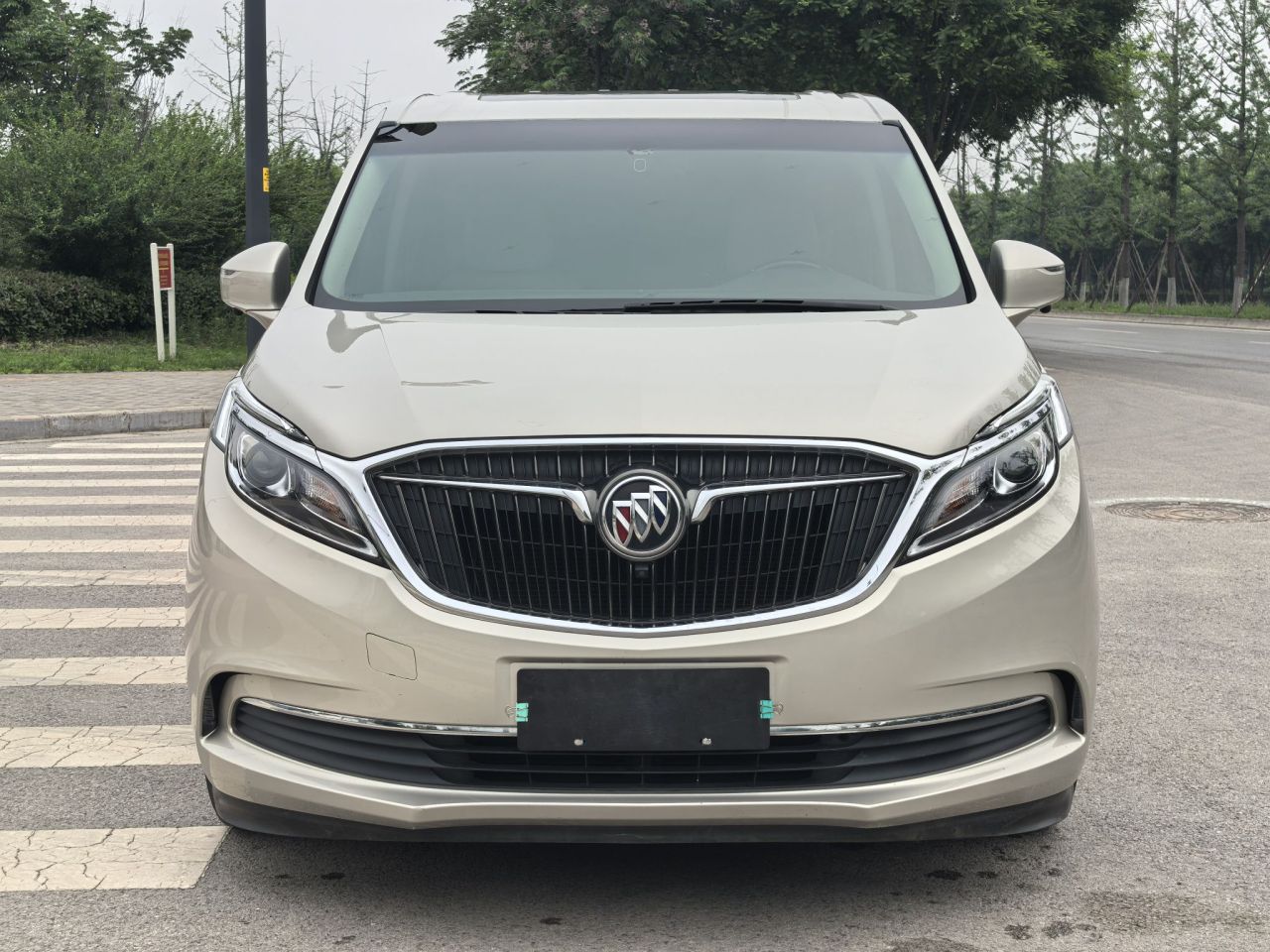 GL8 2018 ES 28T Comfort China VI photo 2