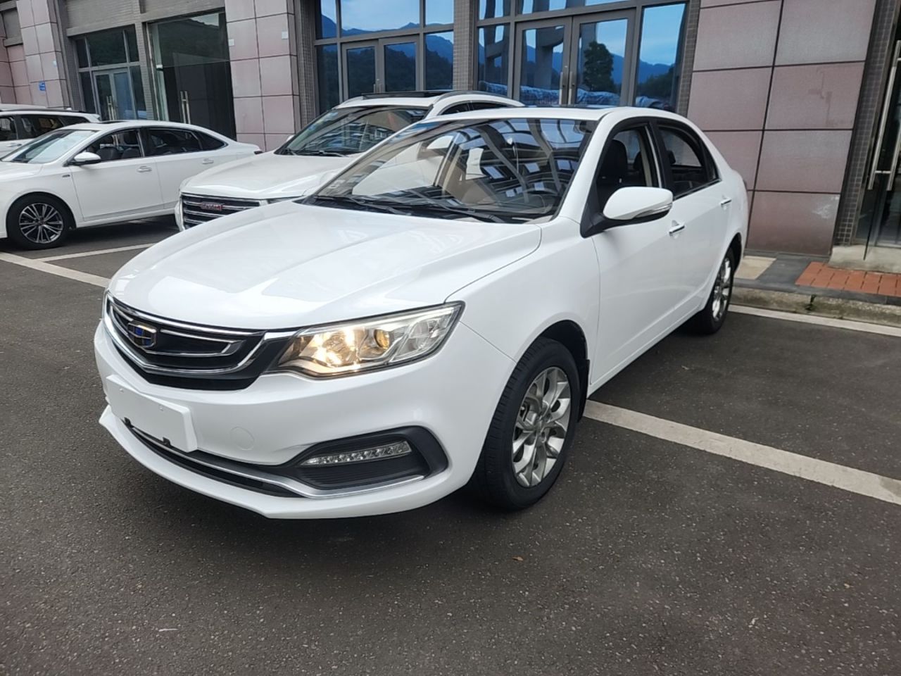 Vision 2018 1.5L MT