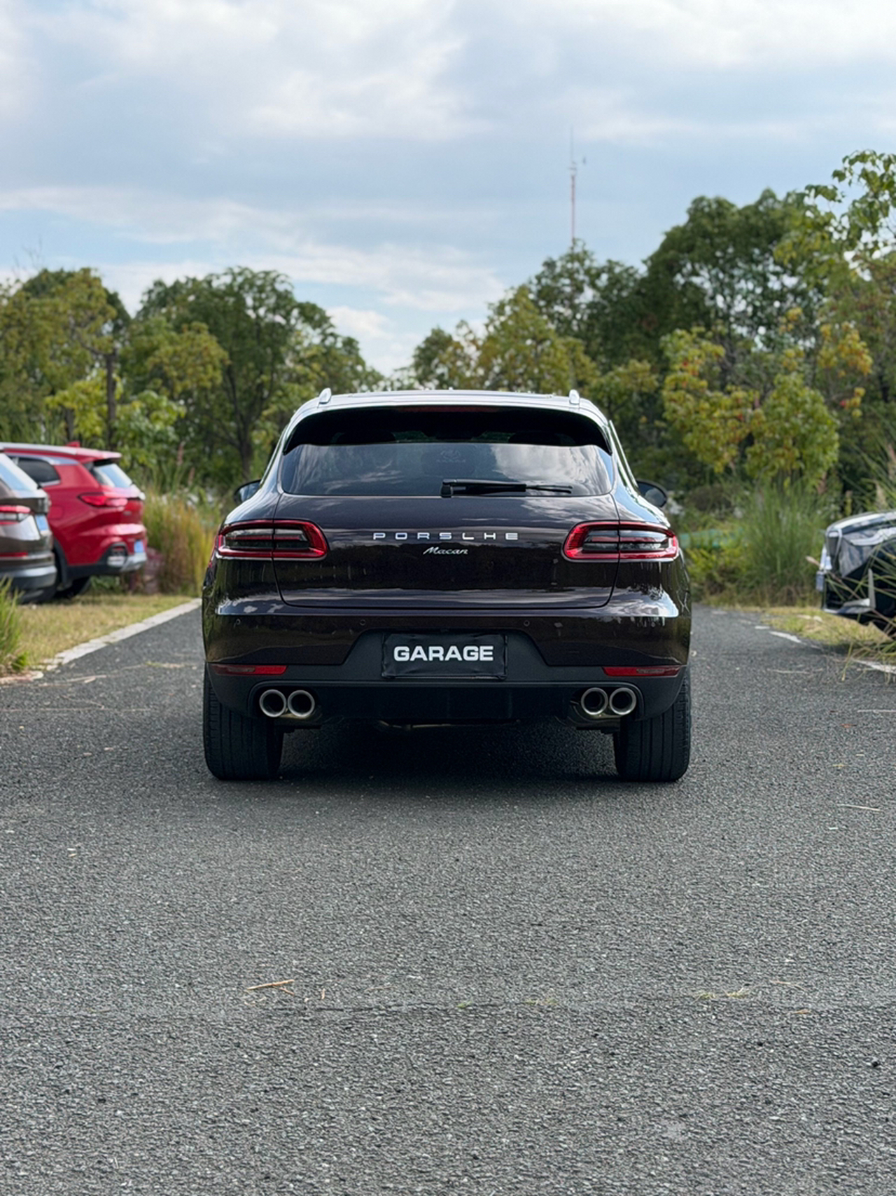 2017 Macan 2.0T photo 3