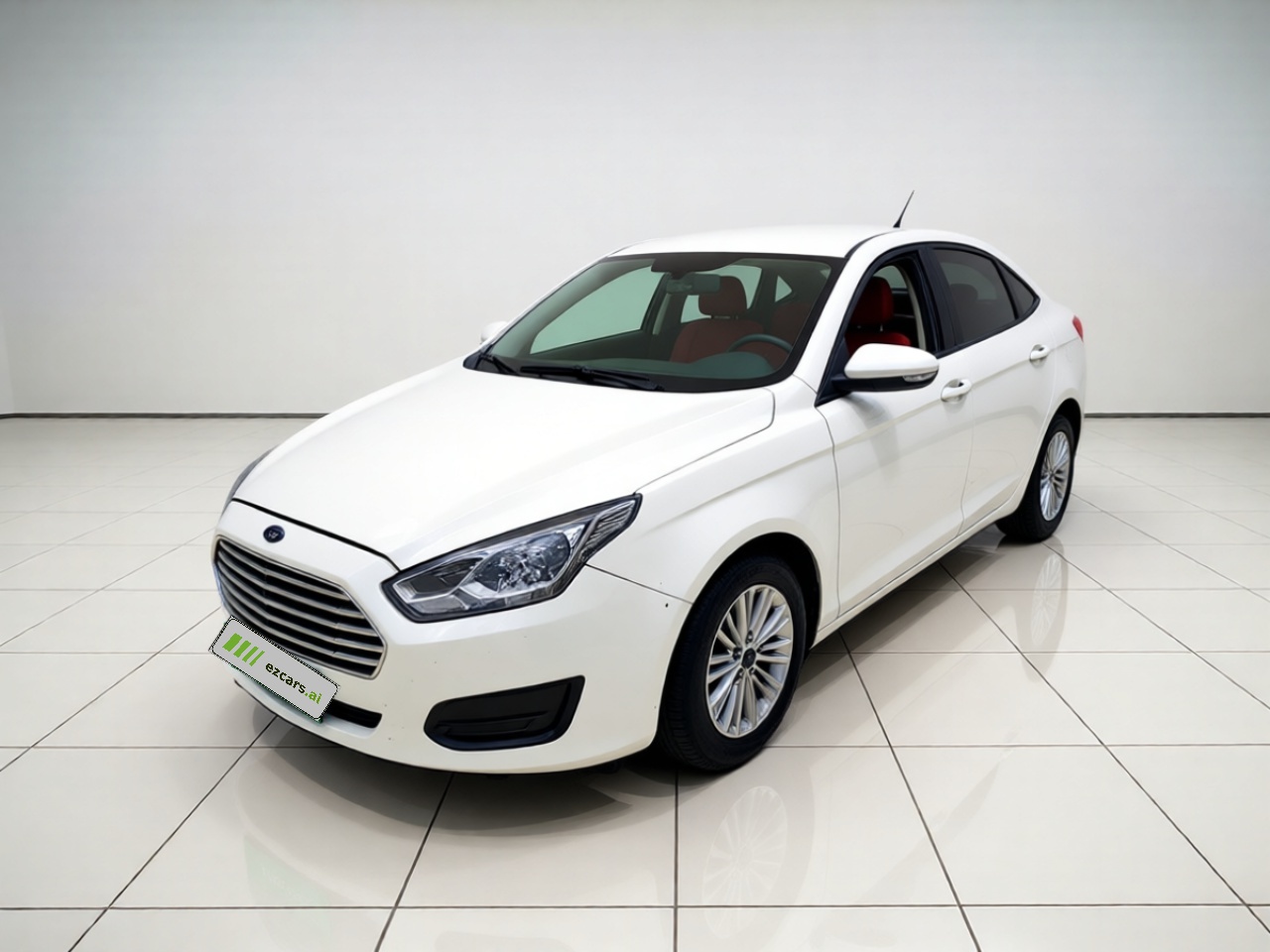 Escort 2017 1.5L AT Comfort