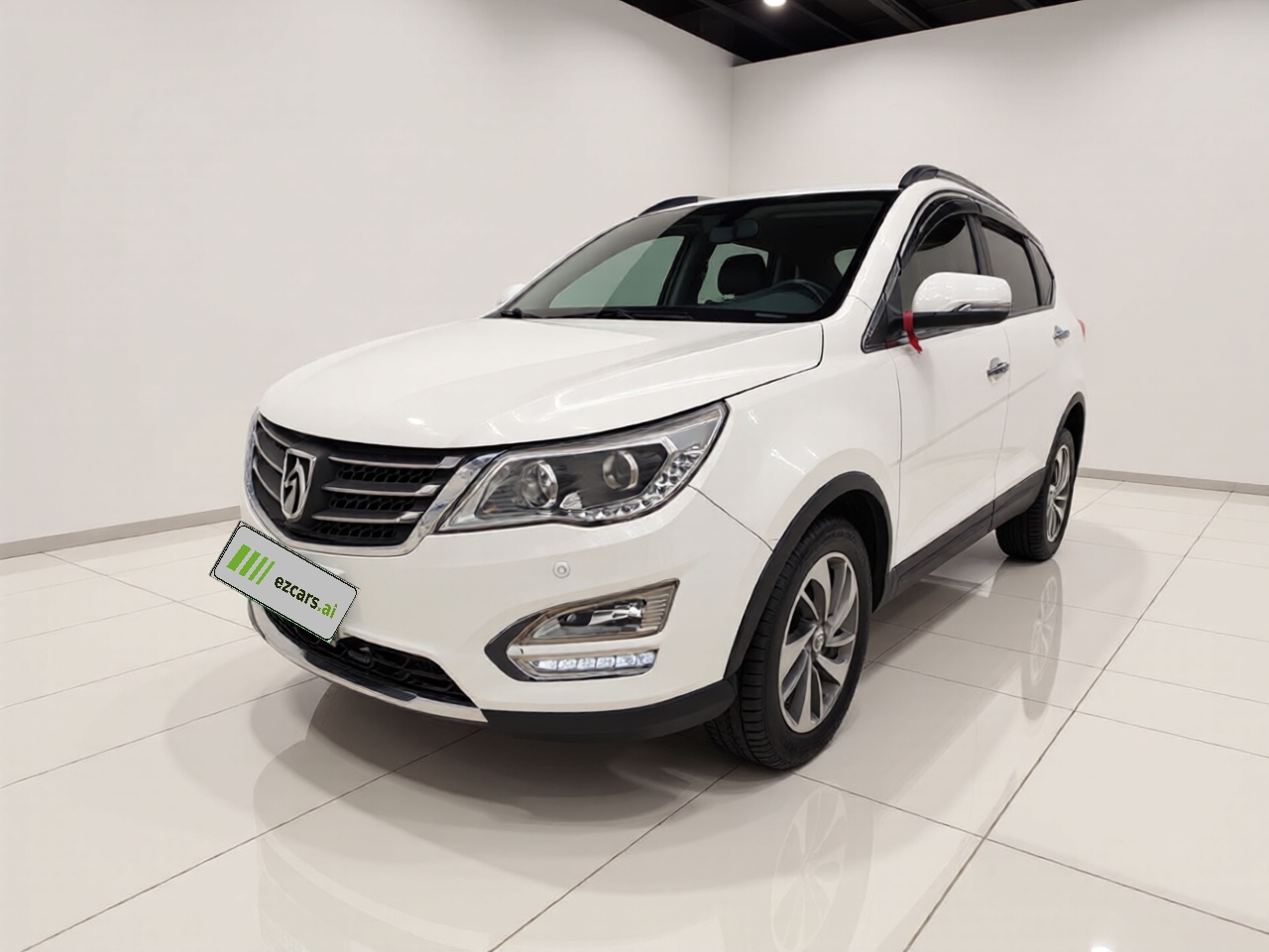 560 2015 1.8L MT Luxury