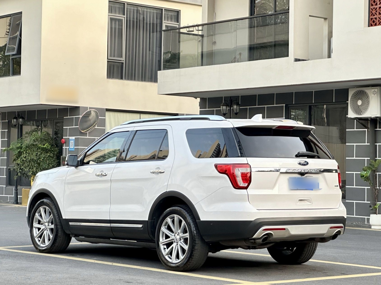 Explorer Imported 2017 2.3T Elite photo 5