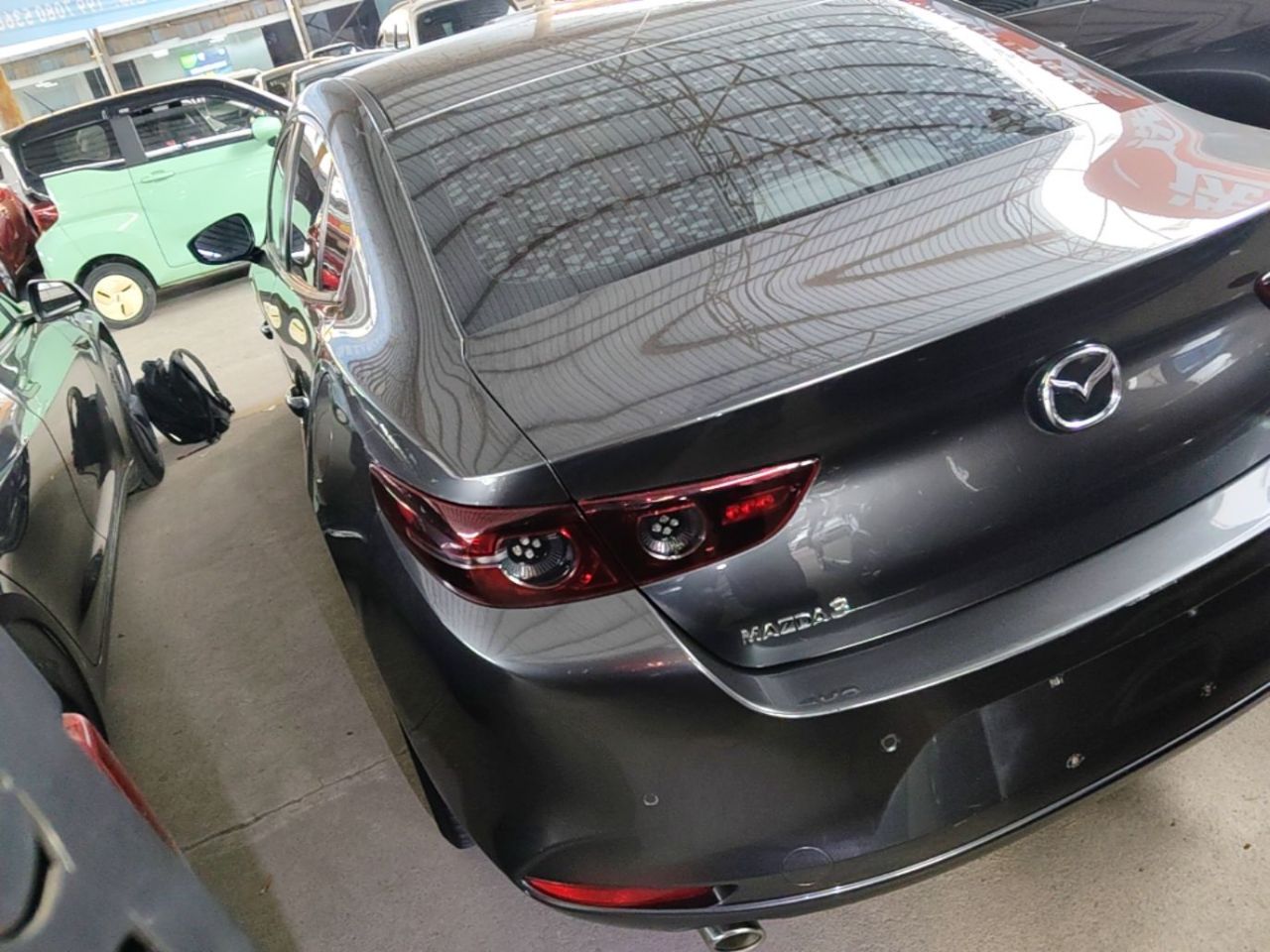 3 Axela 2020 1.5L AT photo 4