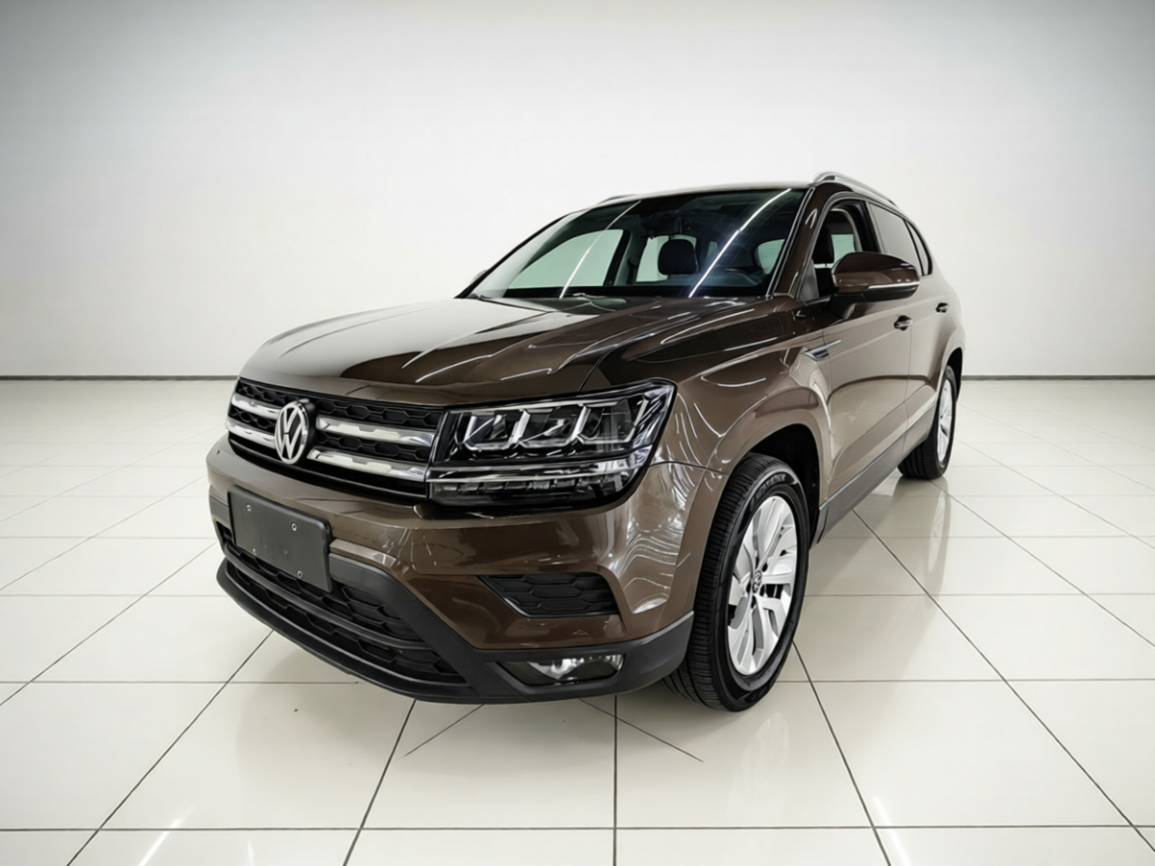 Tharu 2019 280TSI RWD Comfort China VI