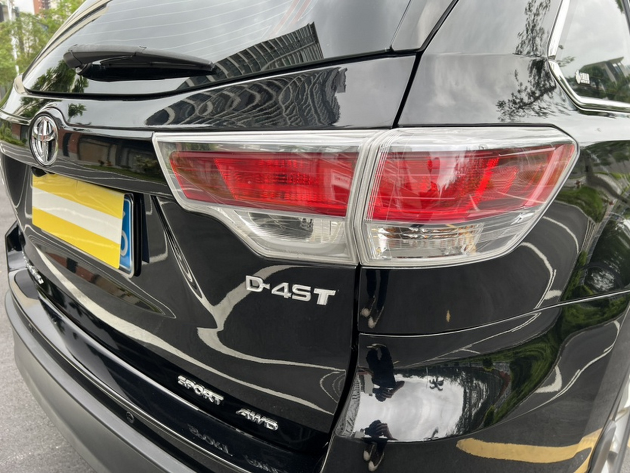 Highlander 2015 2.0T AWD Luxury 7-Seater photo 3