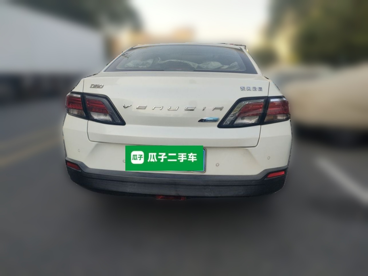 D60 2019 1.6L XL CVT Connected Elite photo 5