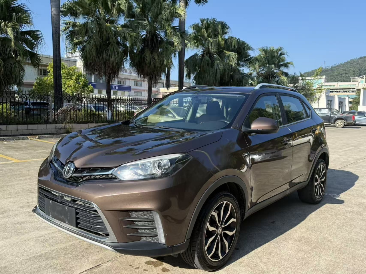 GS 2017 20T AT Exclusive