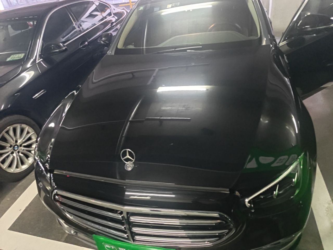 E-Class EV 2023 E 350 e L PHEV photo 2
