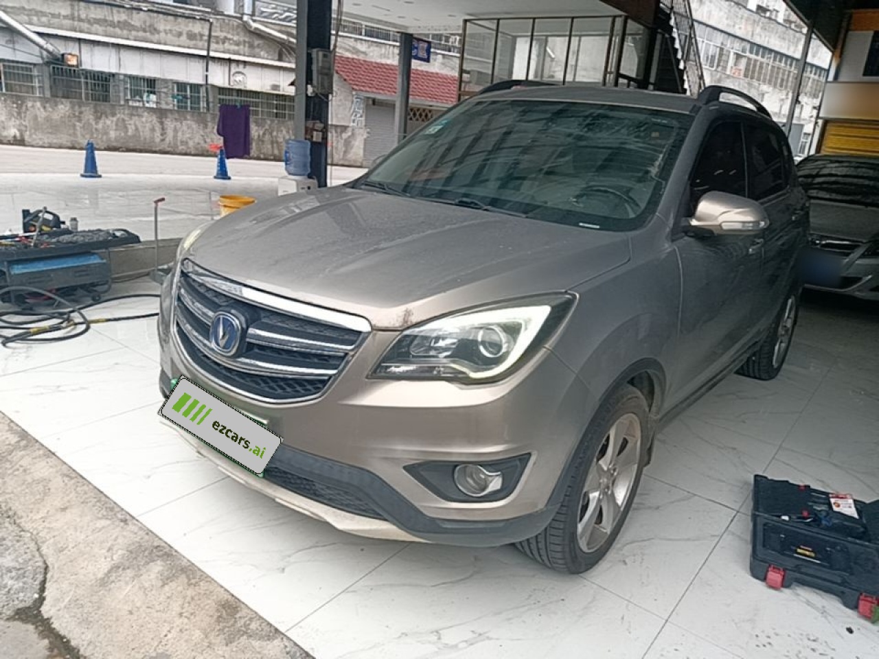 CS35 2017 1.6L AT Premium