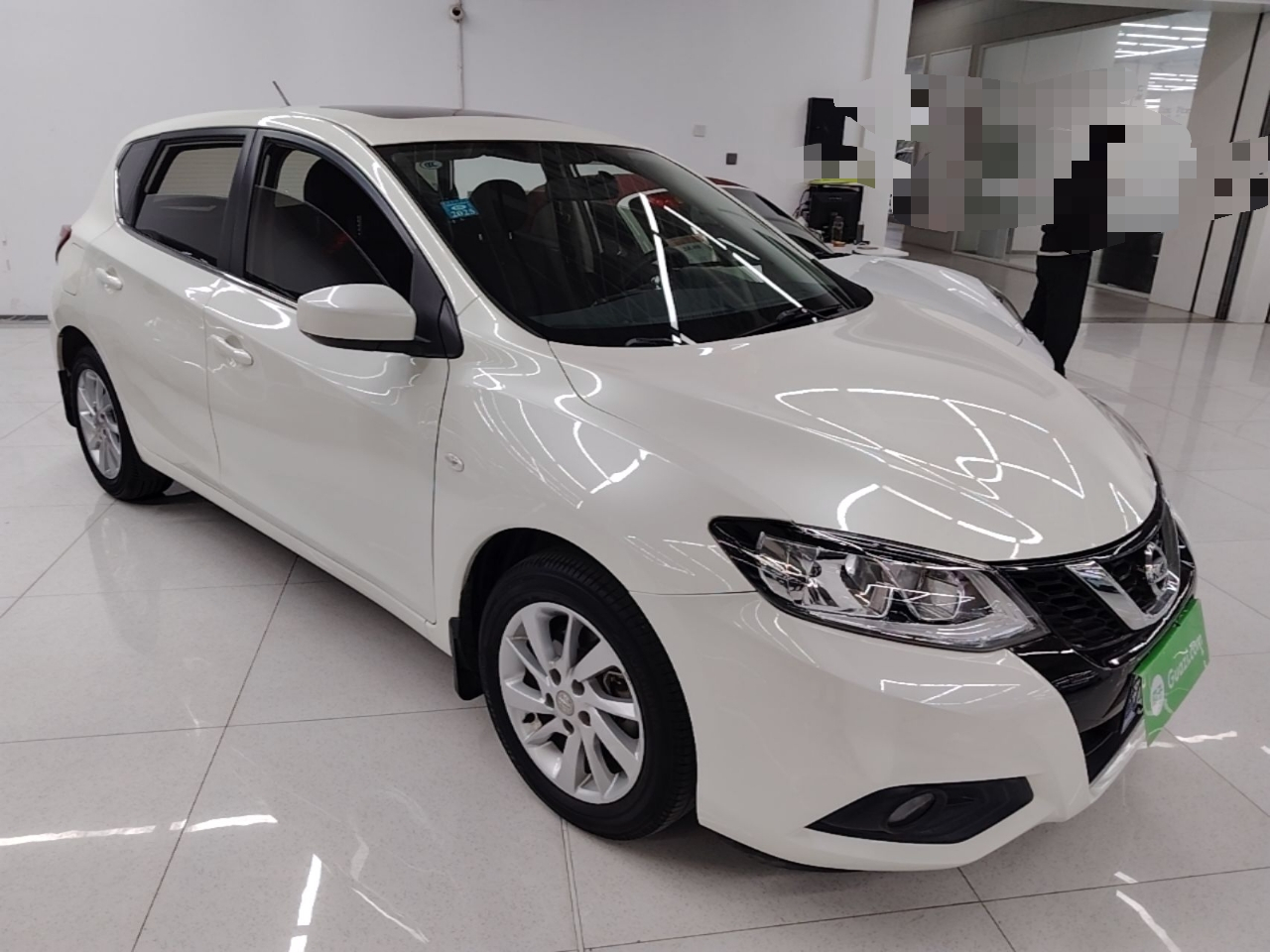 Tiida 2016 1.6L CVT photo 3