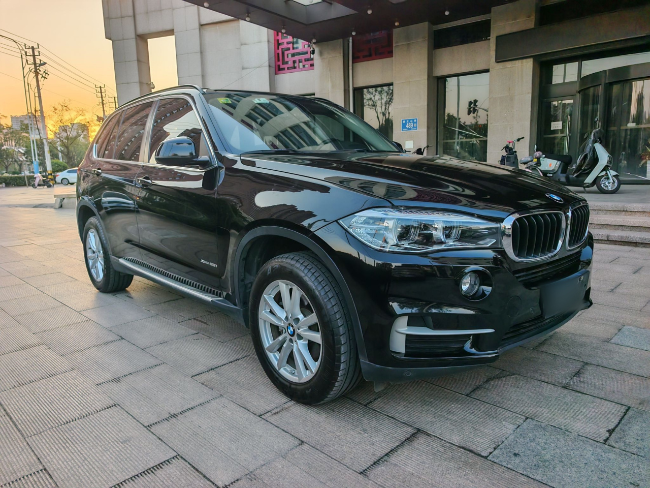 X5 Imported 2015 xDrive28i photo 3