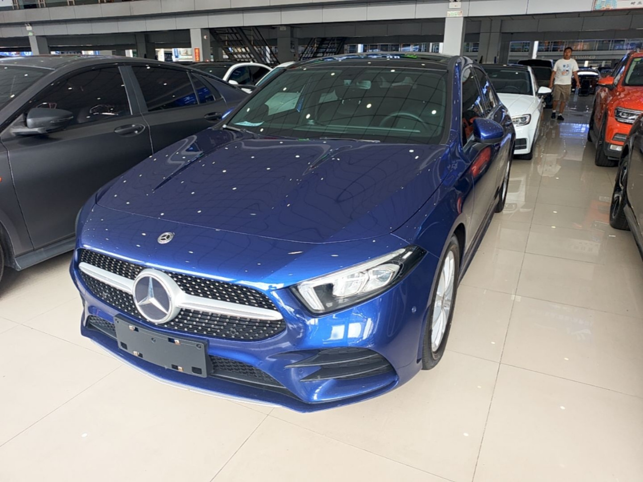 A-Class 2020 A 200 L Sport