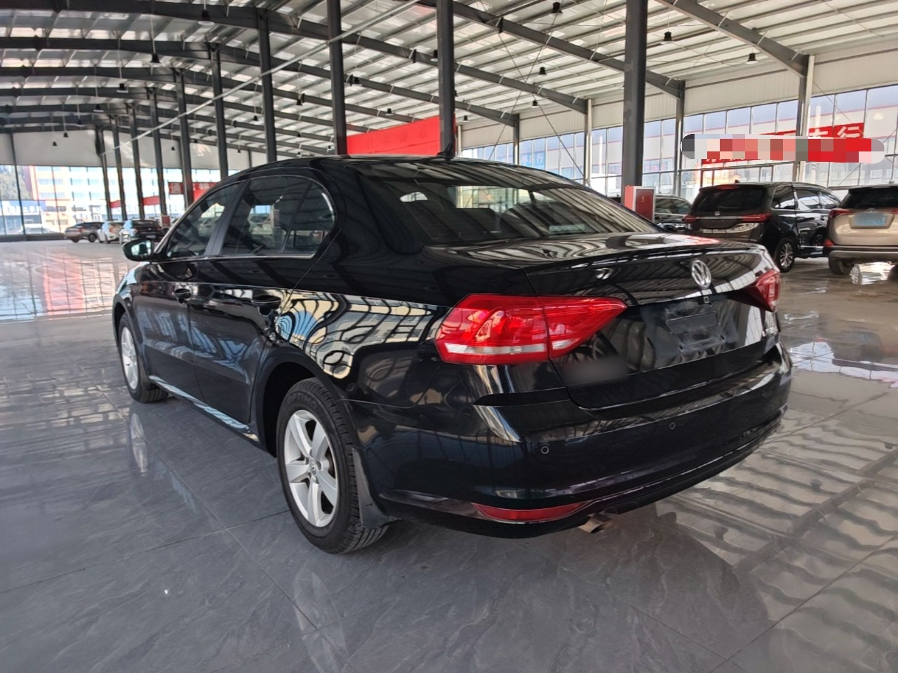 Lavida 2015 1.6L MT photo 4