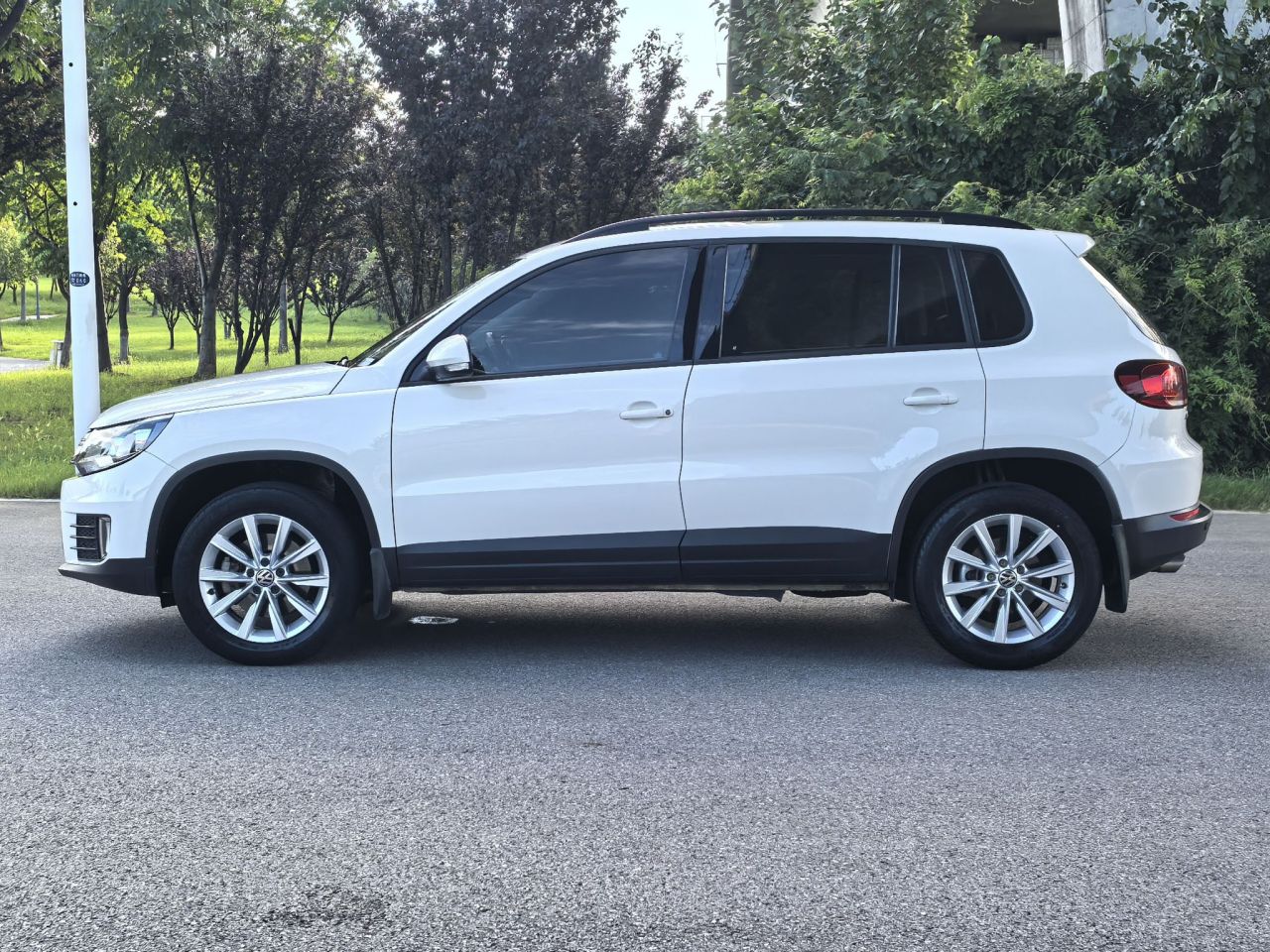 Tiguan 2017 300TSI AT RWD Comfort photo 4