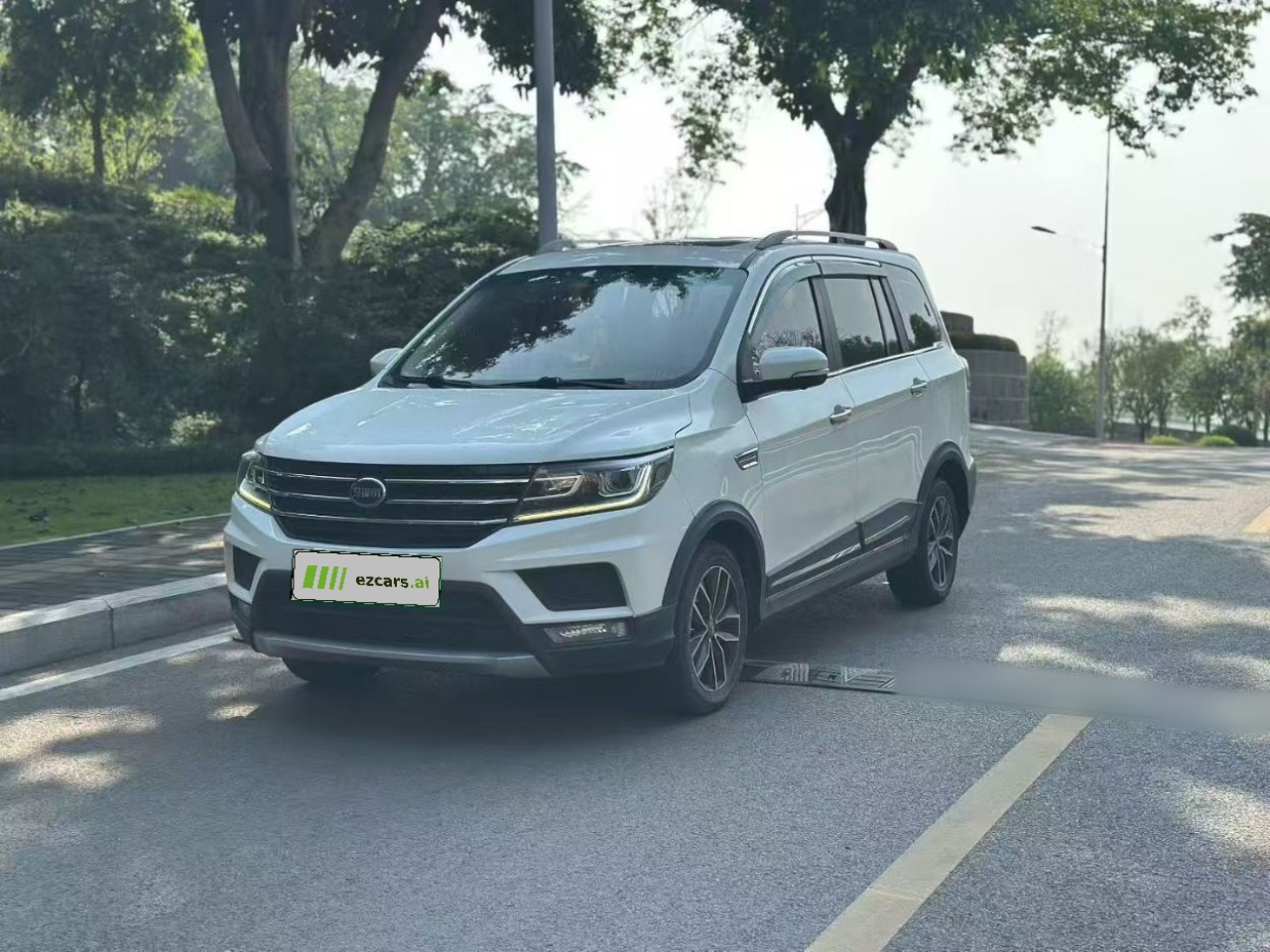 SWM X3 2020 1.5L MT 7-Seater