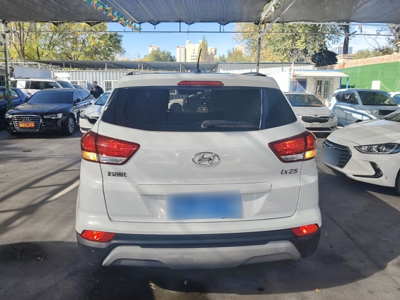 ix25 2017 1.6L AT Smart photo 5