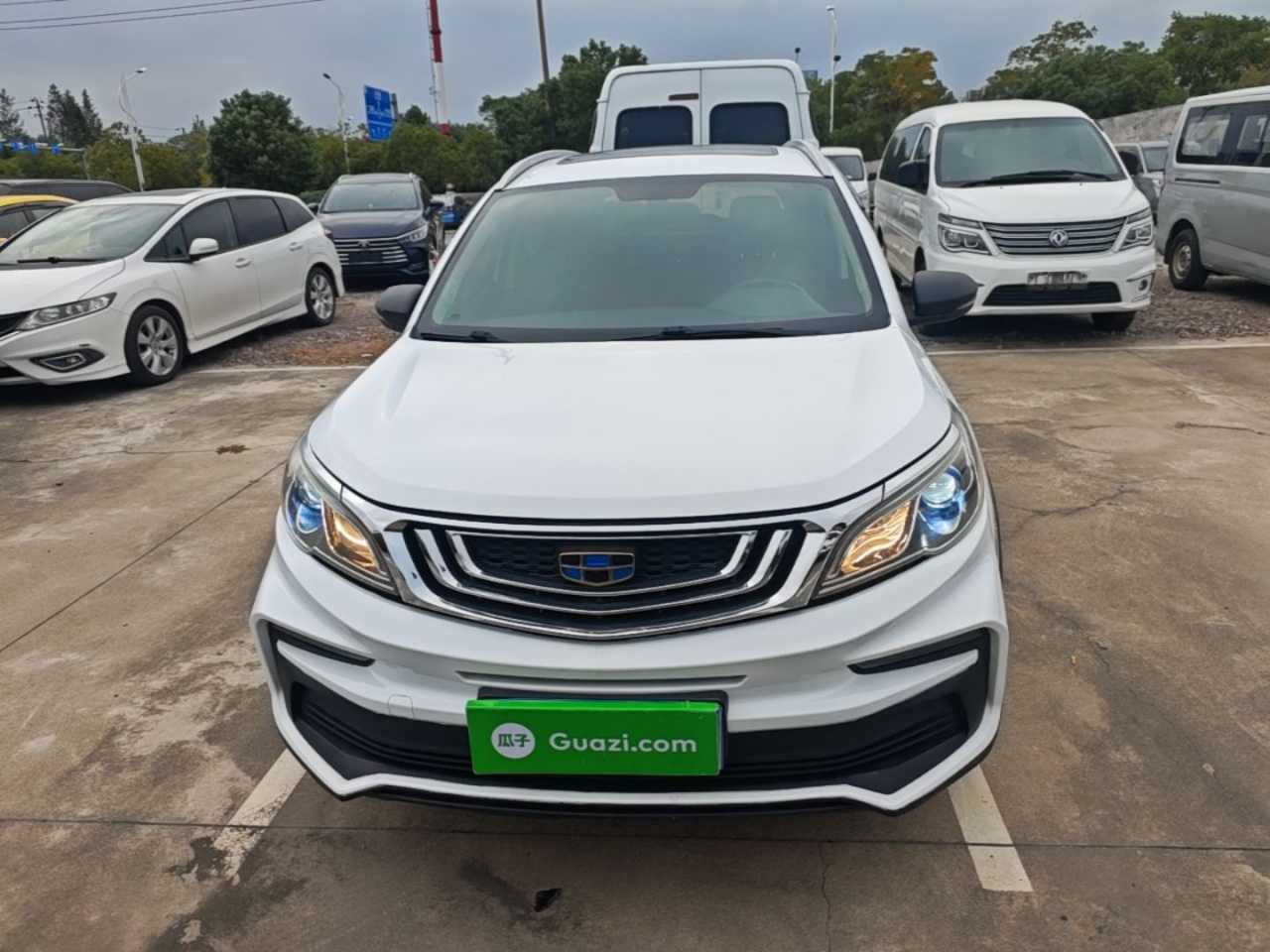 Vision X3 2020 1.5L CVT Premium photo 2