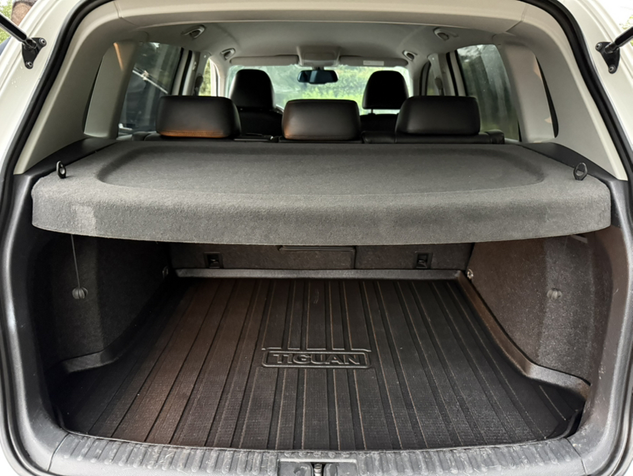 Tiguan 2015 1.8TSI AT RWD Comfort photo 2