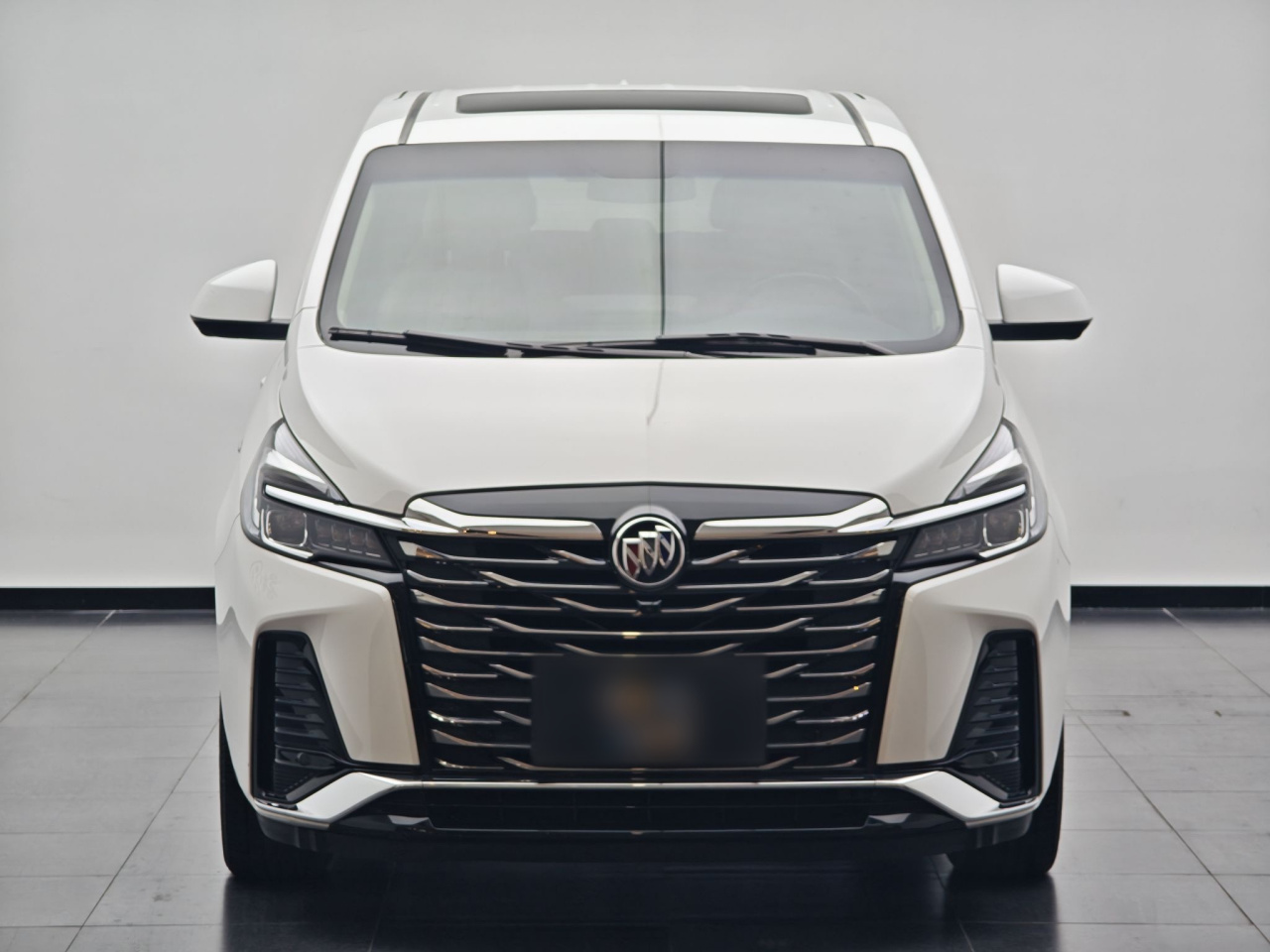 GL8 2023 Facelift Luxury photo 2