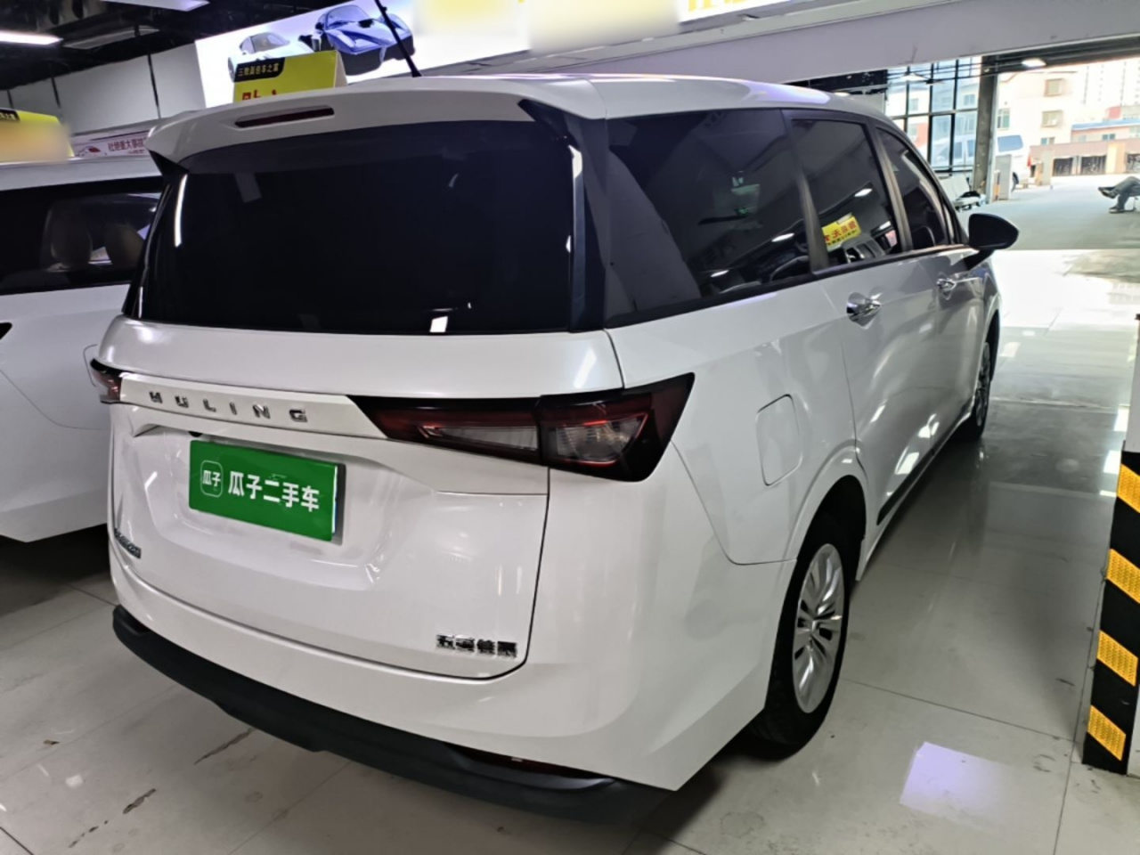 Wuling 2022 1.5L MT Elite photo 4