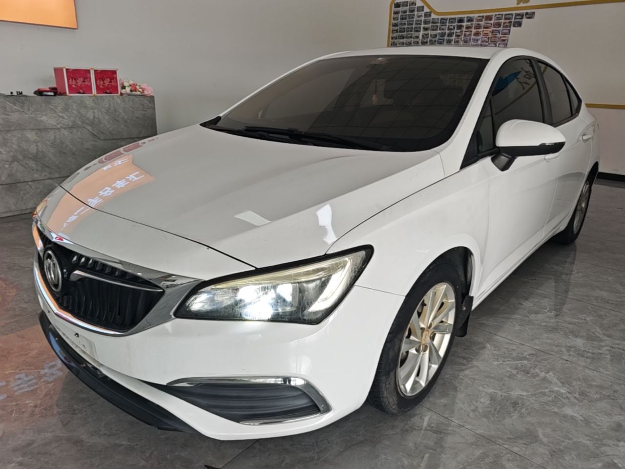 Verano 2018 Sedan 15S AT Leading