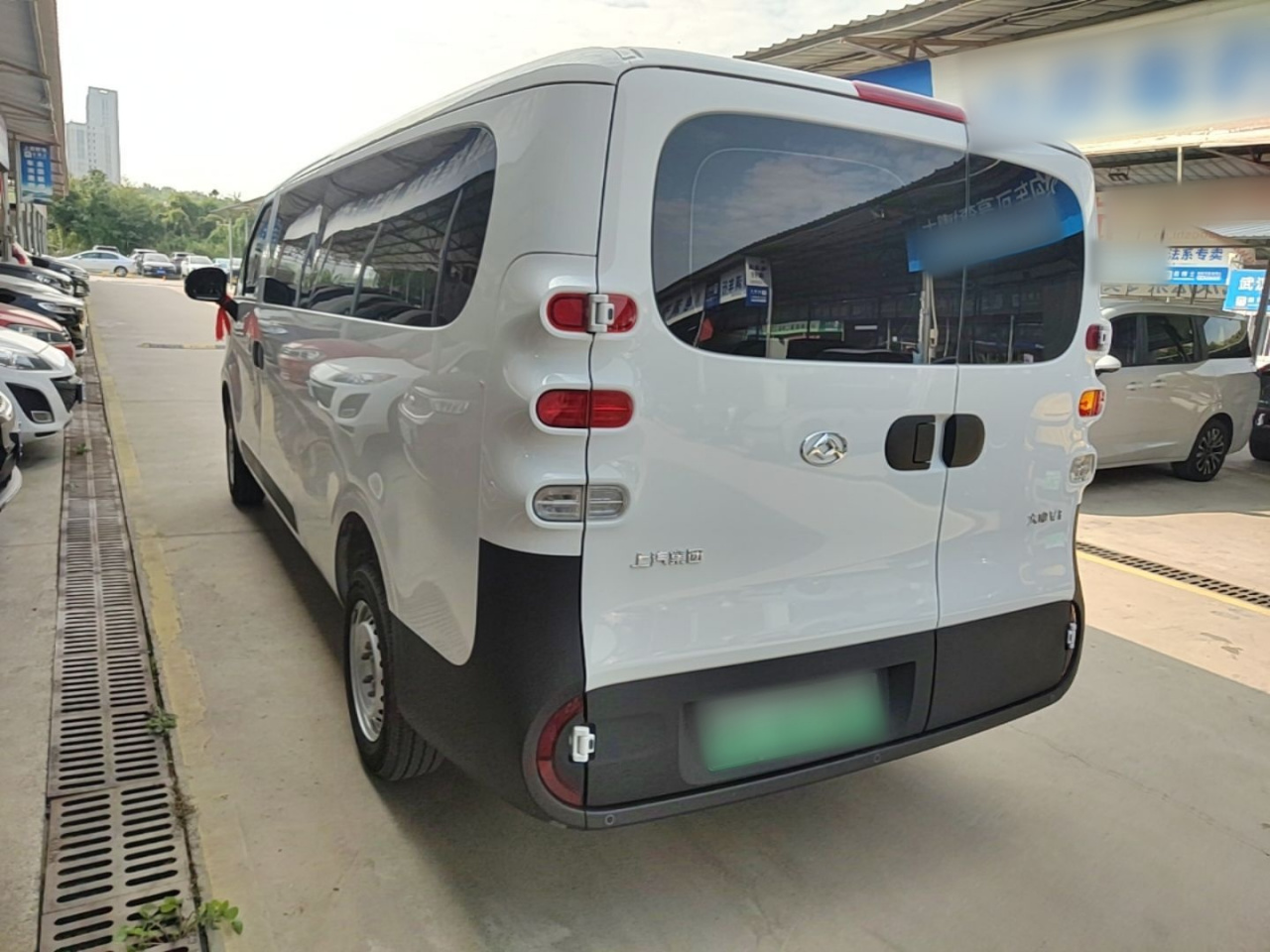 MAXUS V1 2025 V1+ Long Wheelbase 62kWh photo 4