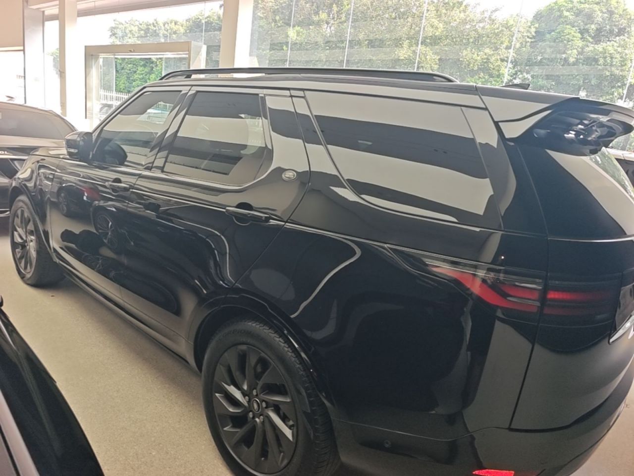 Discovery 2023 Facelift 360PS R-Dynamic SE photo 4