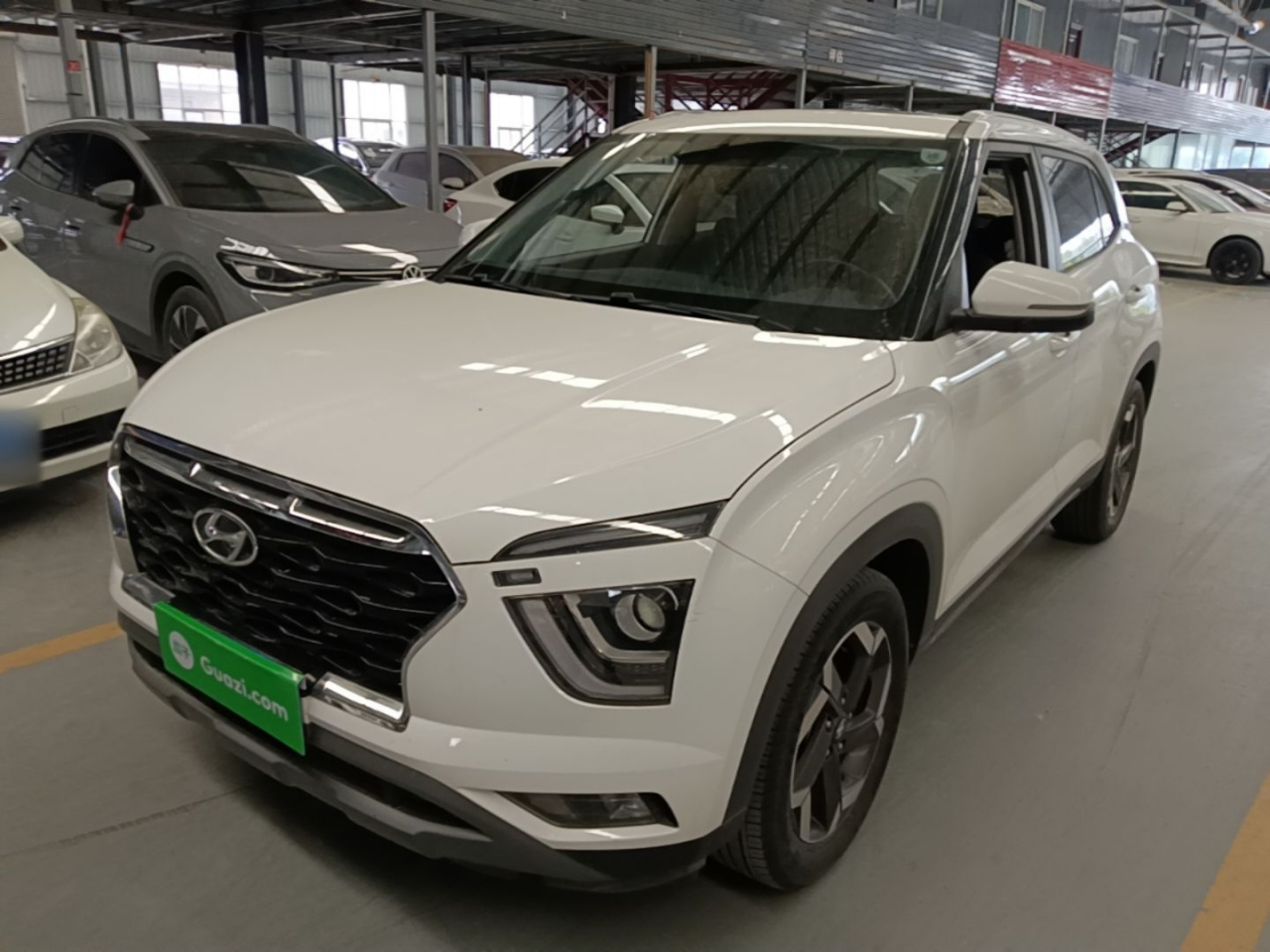 ix25 2020 1.5L CVT GLS Smart