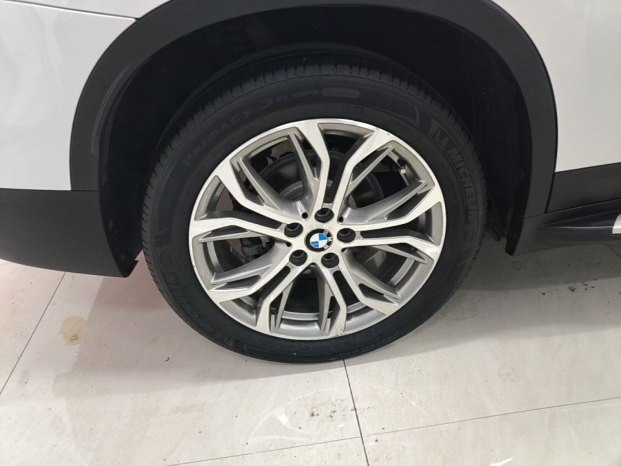 X1 2019 sDrive20Li Leading photo 4