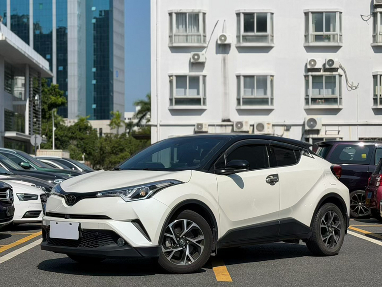 C-HR 2020 2.0L Leading