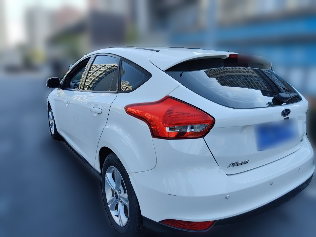 Focus 2017 Hatchback 1.6L MT Comfort photo 4