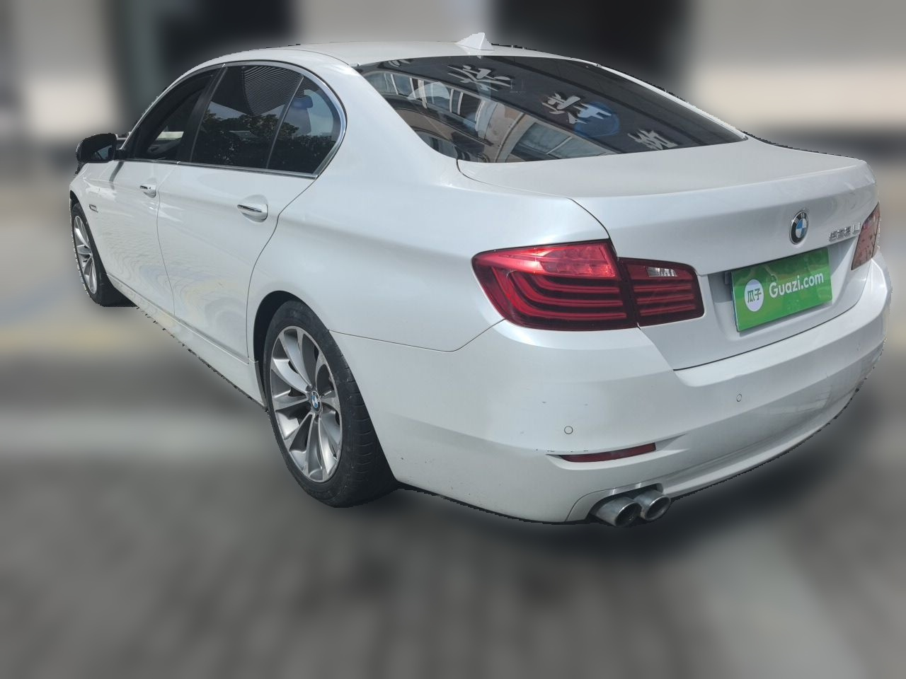 5 Series 2017 528Li Leading photo 4