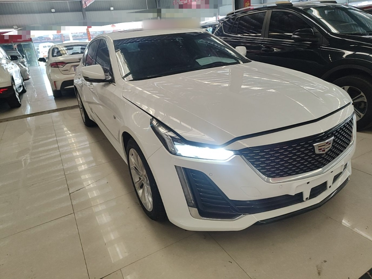 CT5 2022 28T Luxury Standard photo 3