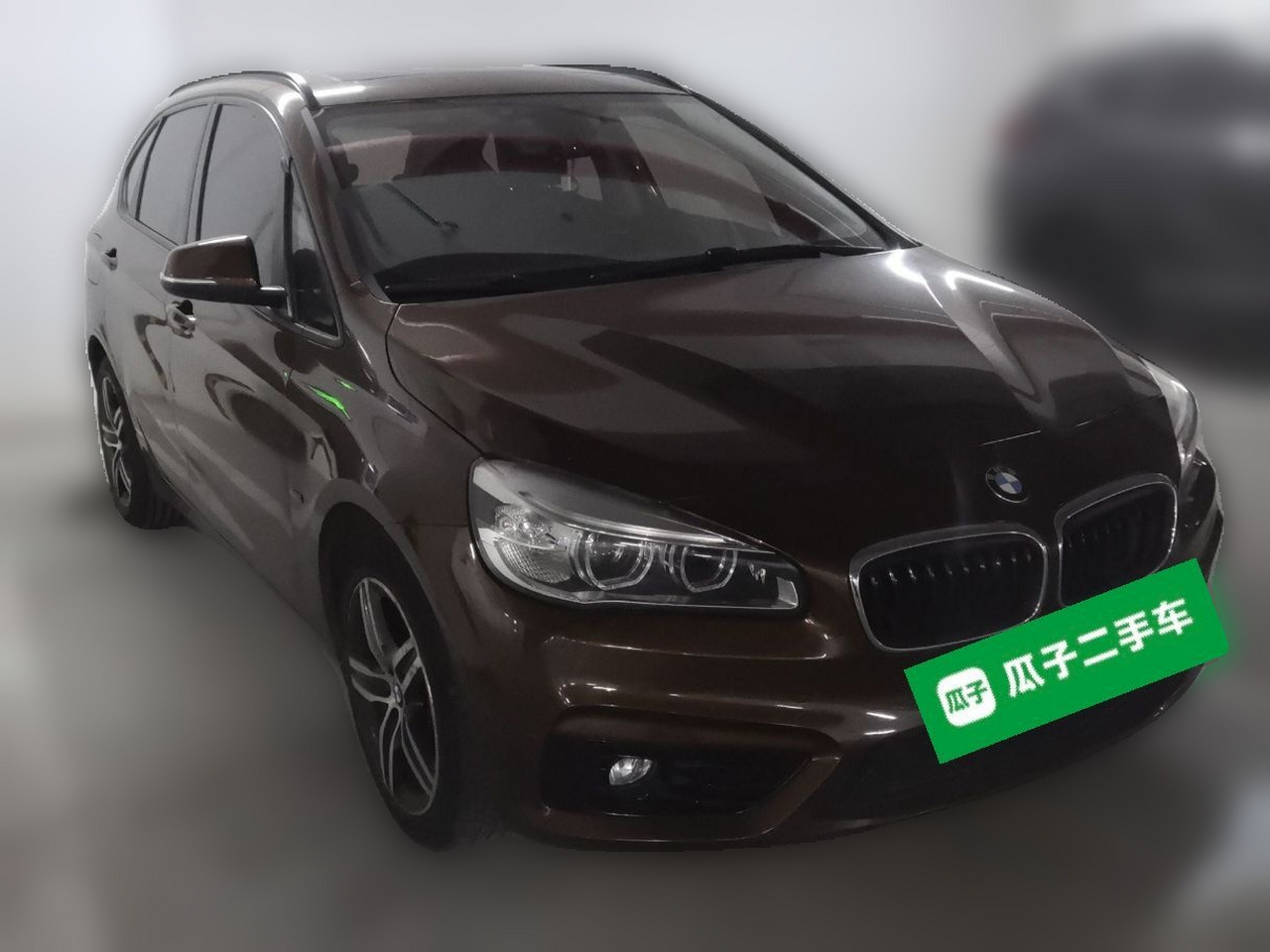 2 Series Wagon 2016 218i Sport Design Package photo 3