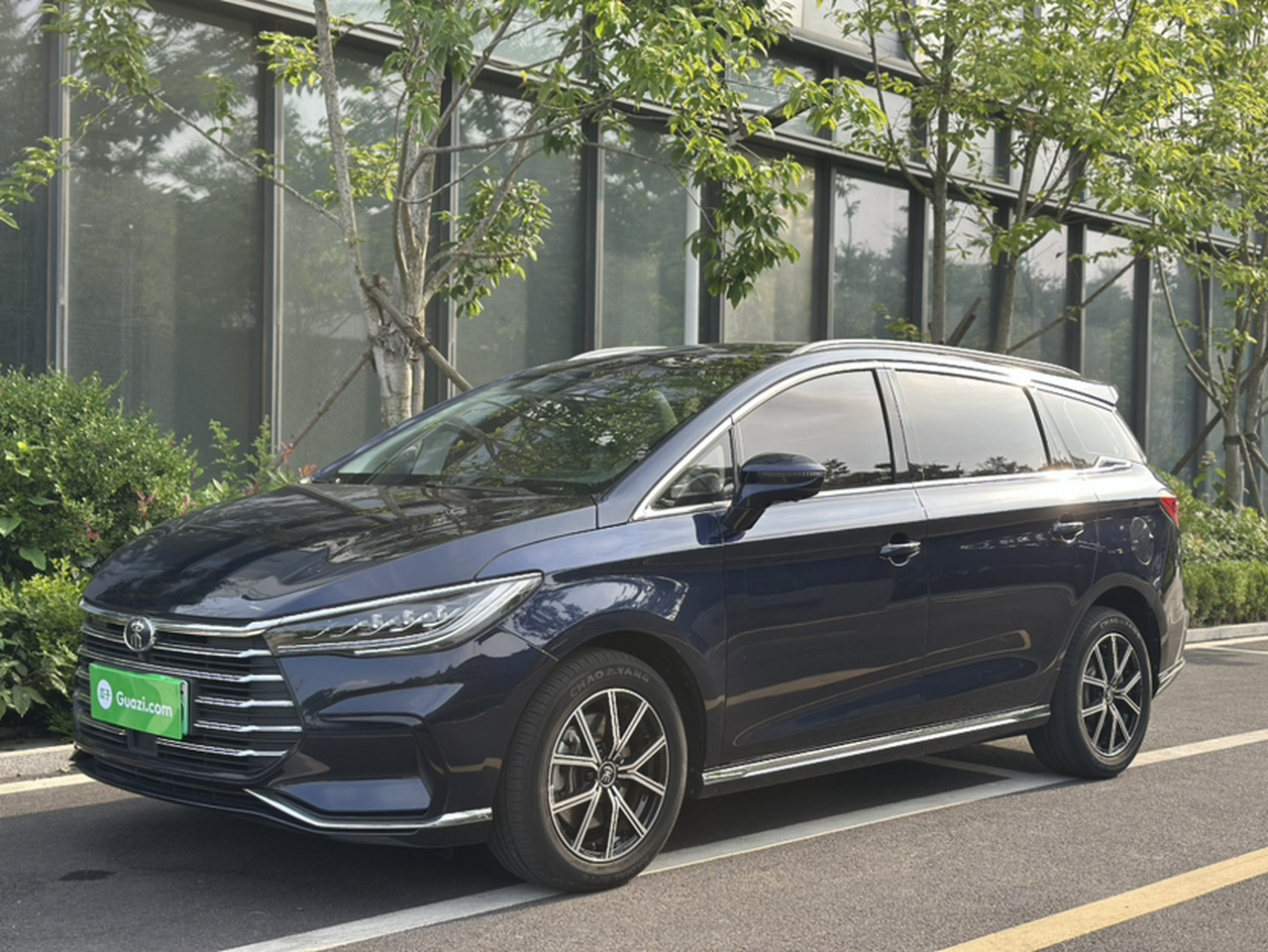 Song MAX EV 2022 DM-i 105KM Flagship