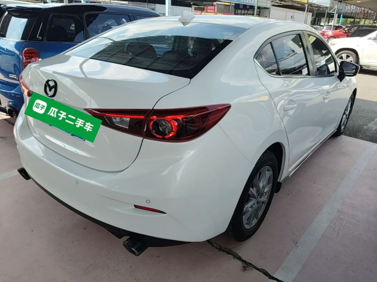 3 Axela 2017 Sedan 1.5L AT Luxury China V photo 4