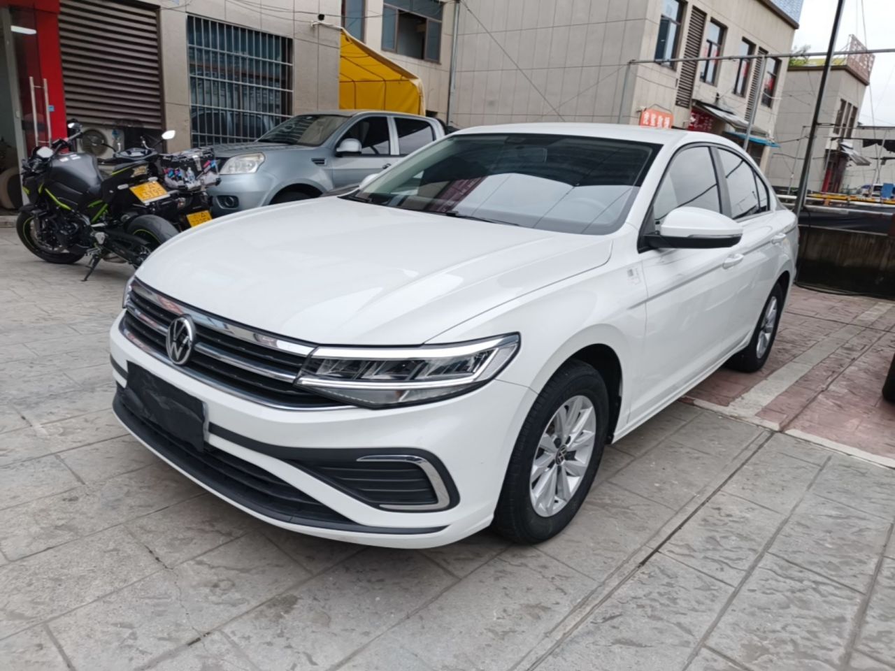Bora 2024 200TSI DSG Cruise