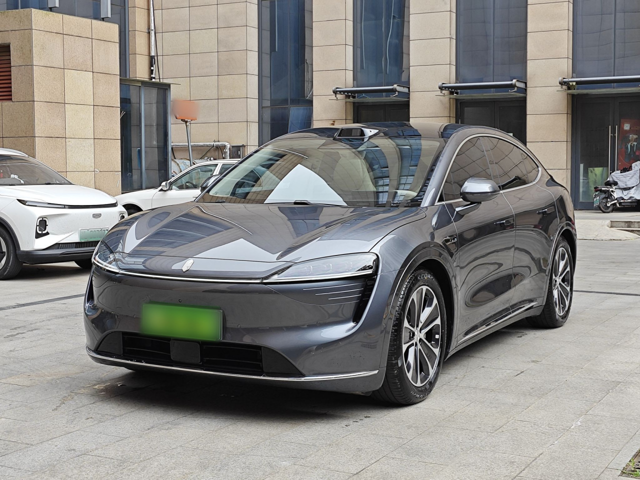 HIMA Luxeed R7 2024 EV 802km Max photo 3